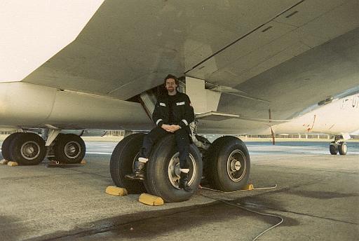 1984-12 Awacs MV.jpg